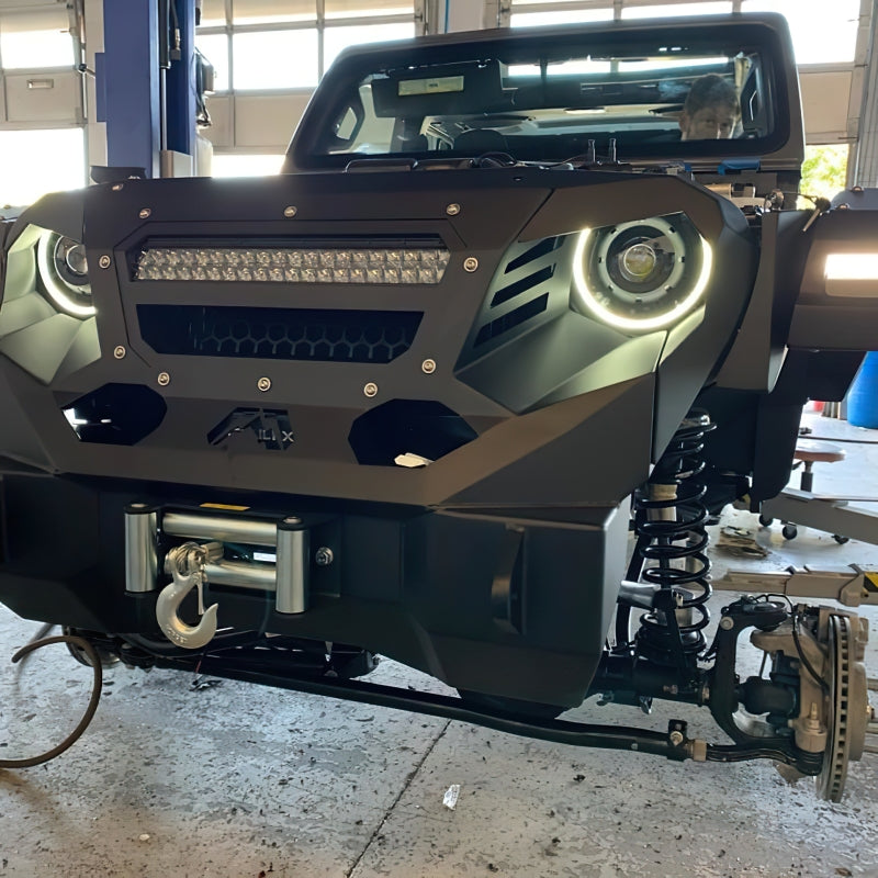 2018-2025 JL Gladiator Oculus Bi-LED Projector Headlights Matte Black 5500K - View 4 | Dirty Garage