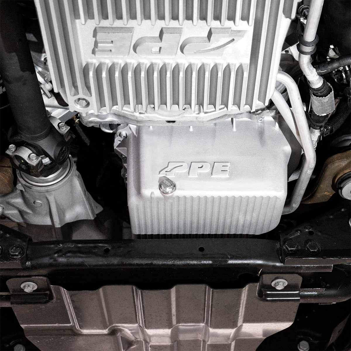 2020-2023 Engine Oil Pan 6.6L L5P 2020+ Black - View 9 | Dirty Garage
