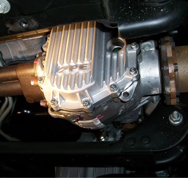 Universal Front Differential Cover 2011+ Raw - View 4 | Dirty Garage
