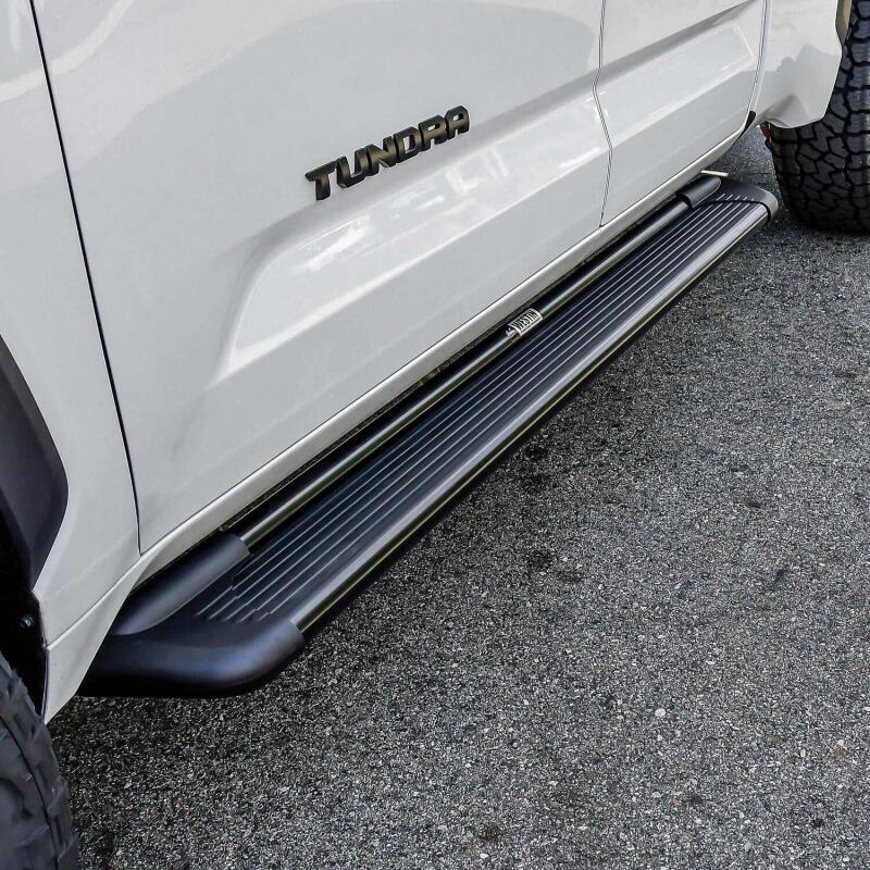 Universal Sure-Grip Series 79" Black Aluminum Running Boards- - View 4 | Dirty Garage