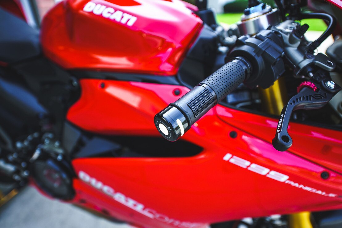 Universal Motorcycle Grip Endicator LED1220 - View 9 | Dirty Garage