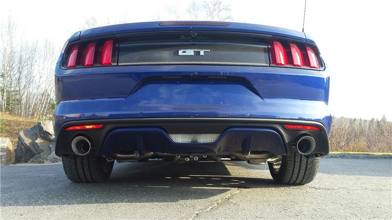2015-2017 Mustang GT 5.0 2.5" Axle Back Kit Black Coated 4" OD Tips - View 5 | Dirty Garage