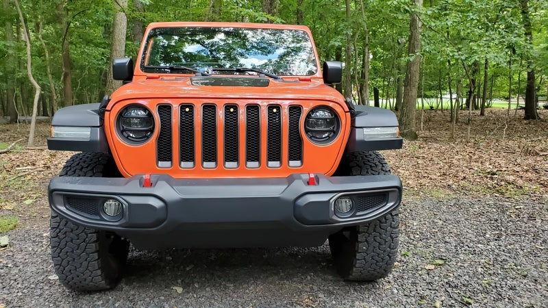 2018-2022 Wrangler Pre-Runner Style LED Grille Kit Amber - View 3 | Dirty Garage