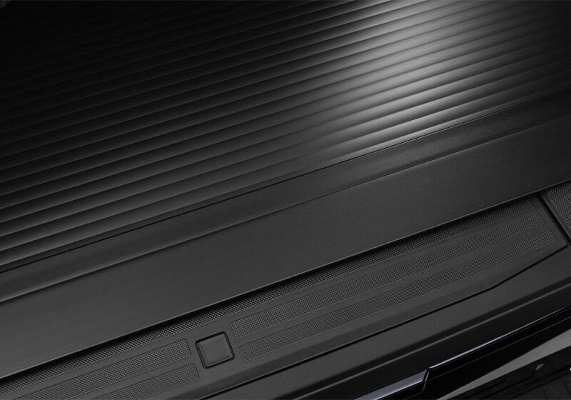 2021-2022 F-150 Super Crew Super Cab 5.5ft Bed ONE XR Retractable Tonneau Cover - View 13 | Dirty Garage