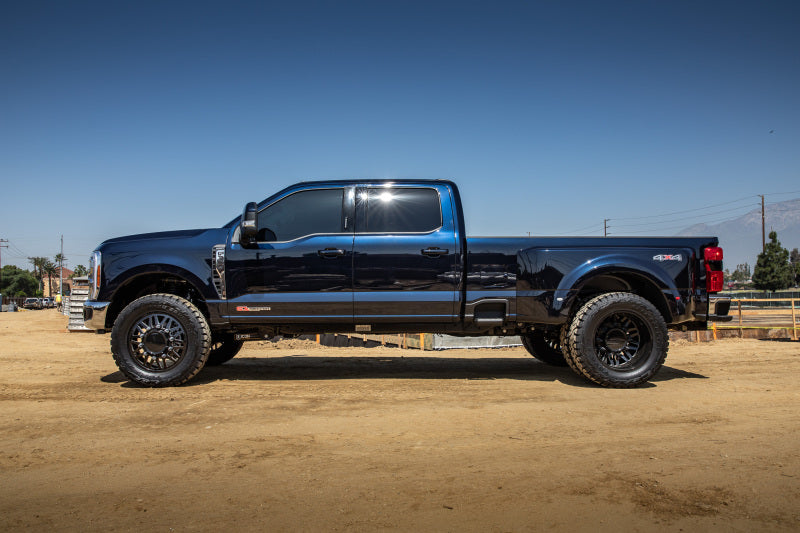 2023-2025 Super Duty 4WD 2-5.5" Lift Radius Arm System - View 3 | Dirty Garage