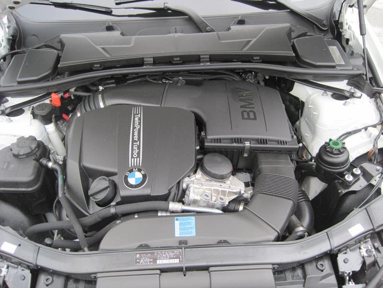 2010-2012 135i/335i/335i XDrive/X1 35i 3.0L L6 (E90) Replacement Air Filter - View 3 | Dirty Garage