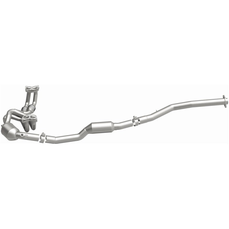 Magnaflow 14-17 Subaru Crosstrek 2.0L Direct Fit Converter - View 19 | Dirty Garage