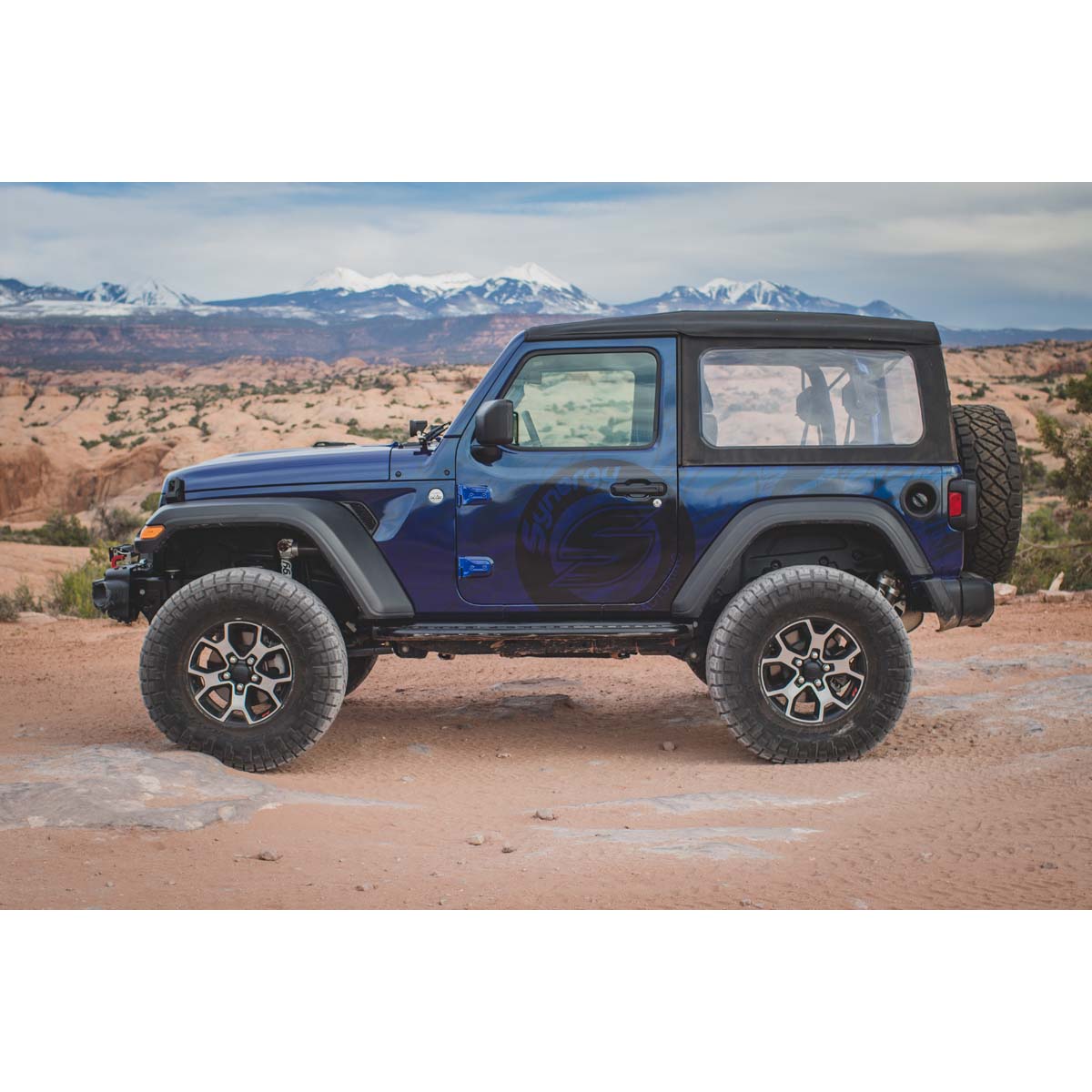 JL 2 Inch Lift Stage 2 Suspension System 4 Dr - View 2 | Dirty Garage