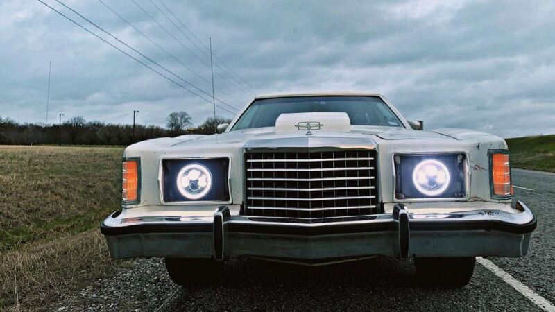 Universal 7" High Powered LED Headlights Black Bezel White - View 7 | Dirty Garage