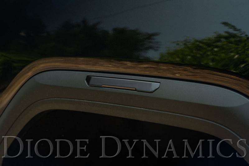 2020-2023 GM 2500 HD Sequential Smoked LED Sidemarkers - View 2 | Dirty Garage