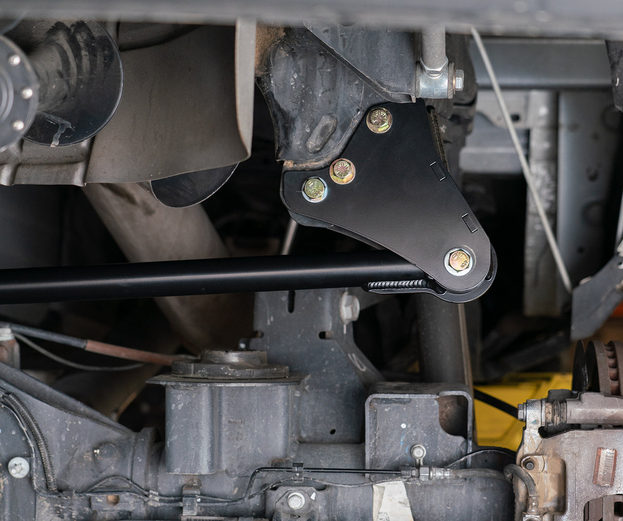 2014-2025 Ram HD Extended Rear Track Bar Kit (CS-DATB-14-R-KIT)