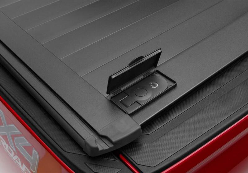 2016-2018 Tacoma 5ft Double Cab RetraxPRO XR Retractable Tonneau Cover - View 3 | Dirty Garage