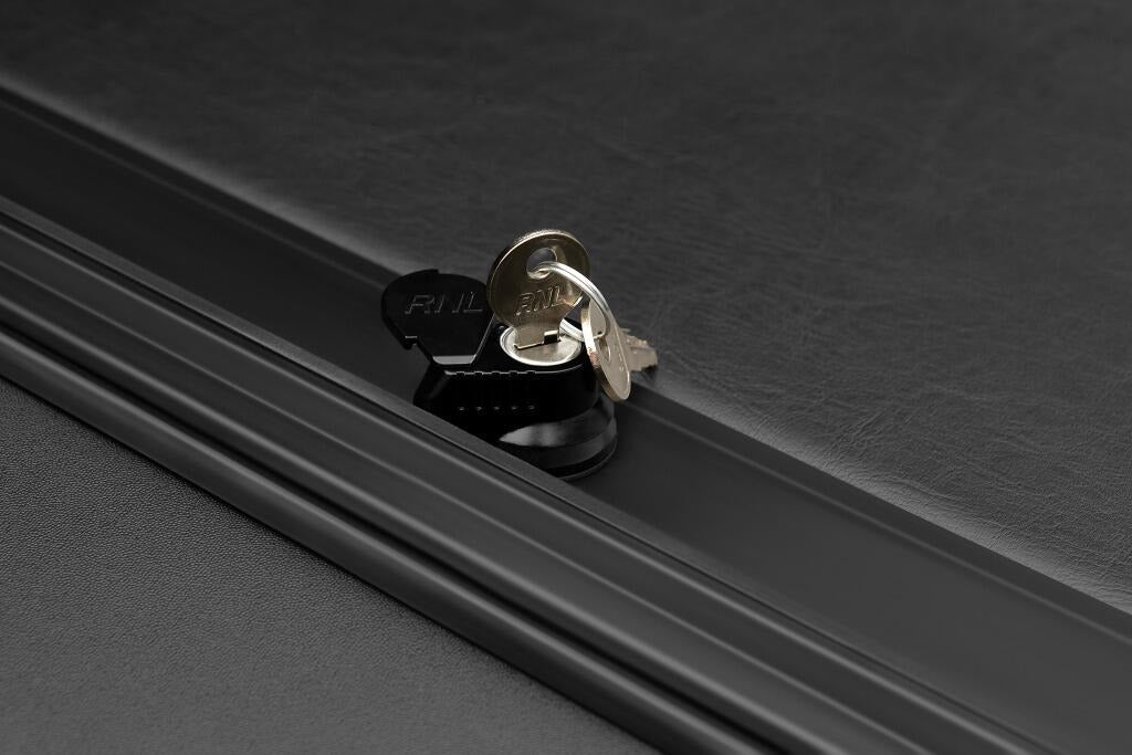 2019-2026 Ram Roll-N-Lock M-Series Tonneau Cover (LG401M)