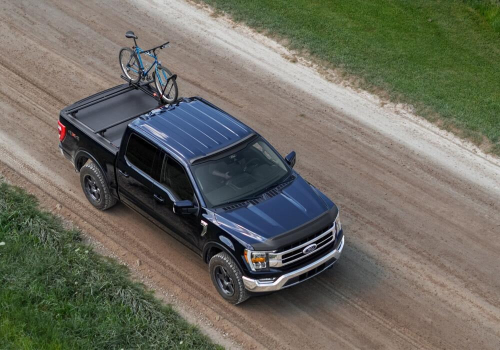2016-2023 Tacoma Roll-N-Lock M-Series XT Tonneau Cover (531M-XT)