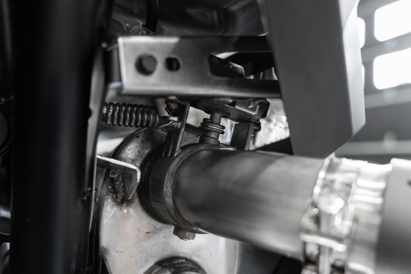 2020-2022 RZR Pro XP 2.5" Slip-On Active Exhaust Dual Out - View 3 | Dirty Garage
