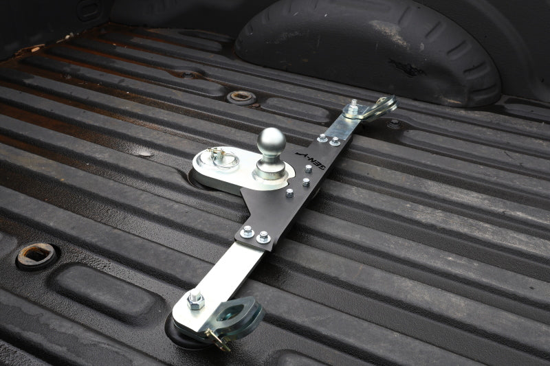 Gen-Y 20-24 GM Short/Long Bed GoosePuck II 5in Offset Ball Puck Mount 25K TW w/Safety Chain Anchors - View 2 | Dirty Garage