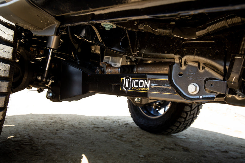 2023-2025 Super Duty 4WD 2-5.5" Lift Radius Arm System - View 2 | Dirty Garage