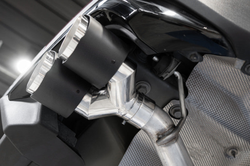 2020-2021 Explorer 3.0L EcoBoost Dual Rear Exit Axle Back w Quad Carbon Fiber Tips - View 3 | Dirty Garage