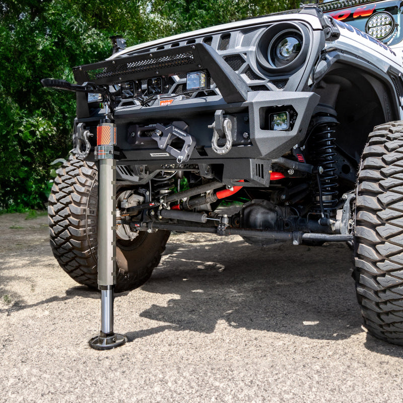 Go Rhino Xventure Gear EG1 El Gato Hydraulic Jack - Graphite - View 15 | Dirty Garage