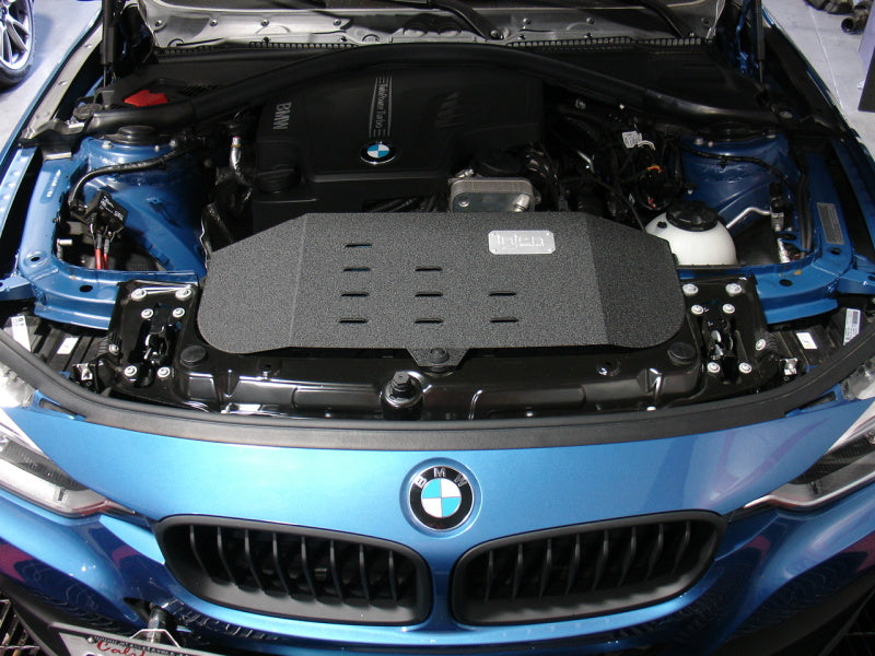 2012-2016 BMW 328i F30 2.0L 4cyl Polished Short Ram Intake w/ MR Tech Air Box Scoop - View 5 | Dirty Garage