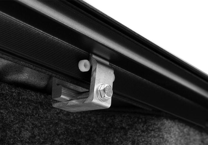 2019-20206 GM 1500 PRO MX Retractable Tonneau Cover - View 13 | Dirty Garage