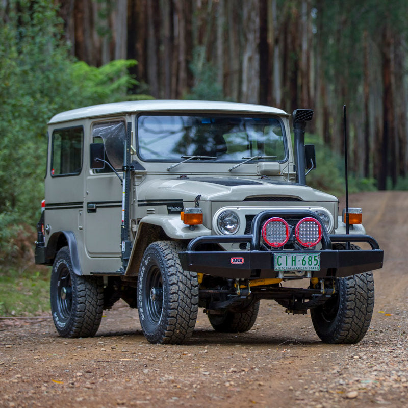 1969-1985 Land Cruiser Winchbar Land Cruiser 40/42/45/47 - View 4 | Dirty Garage