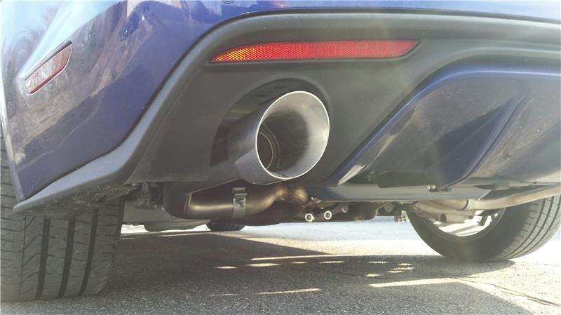 2015-2017 Mustang GT 5.0 2.5" Axle Back Kit Black Coated 4" OD Tips - View 7 | Dirty Garage