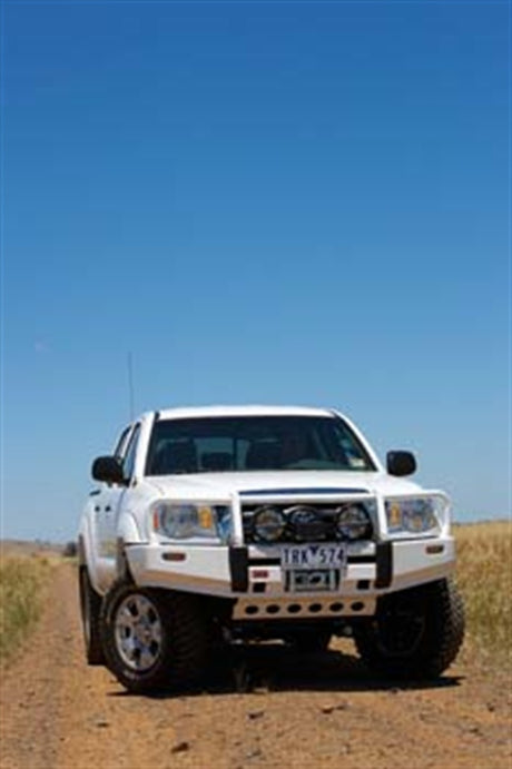 2005-2011 Winchbar Tacoma (Fit Kit NOT Included) - View 5 | Dirty Garage