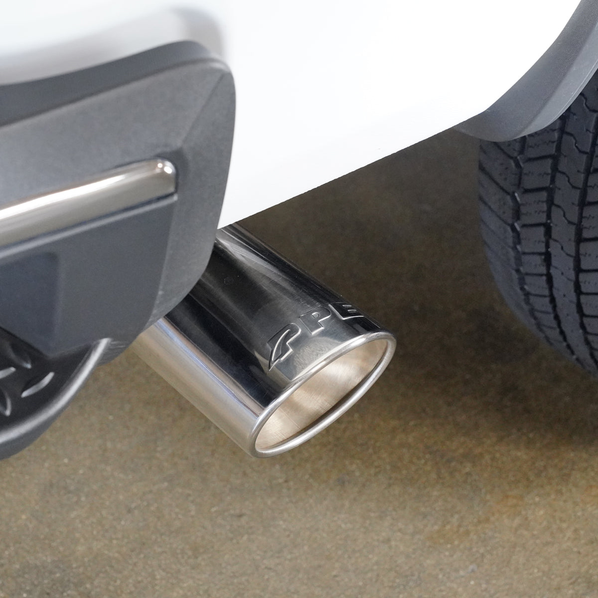 2007-2019 6.6L Duramax 304 Stainless Steel Four Inch Performance Exhaust Upgrade Polished - View 2 | Dirty Garage
