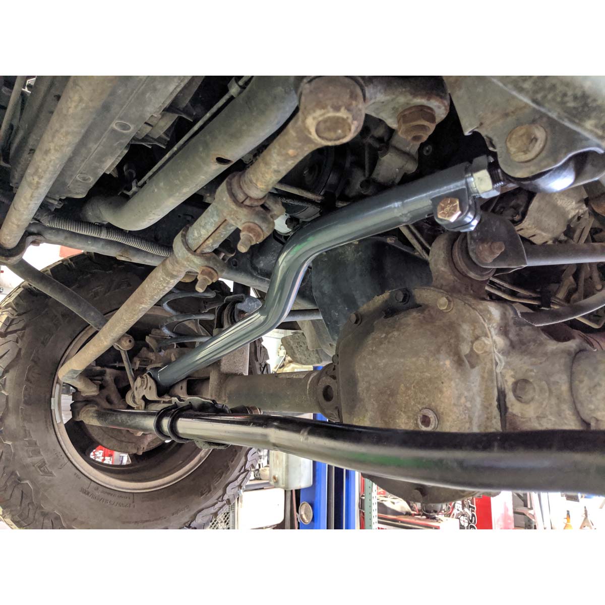 2007-2018 Jeep Front Track Bar (8075-02)