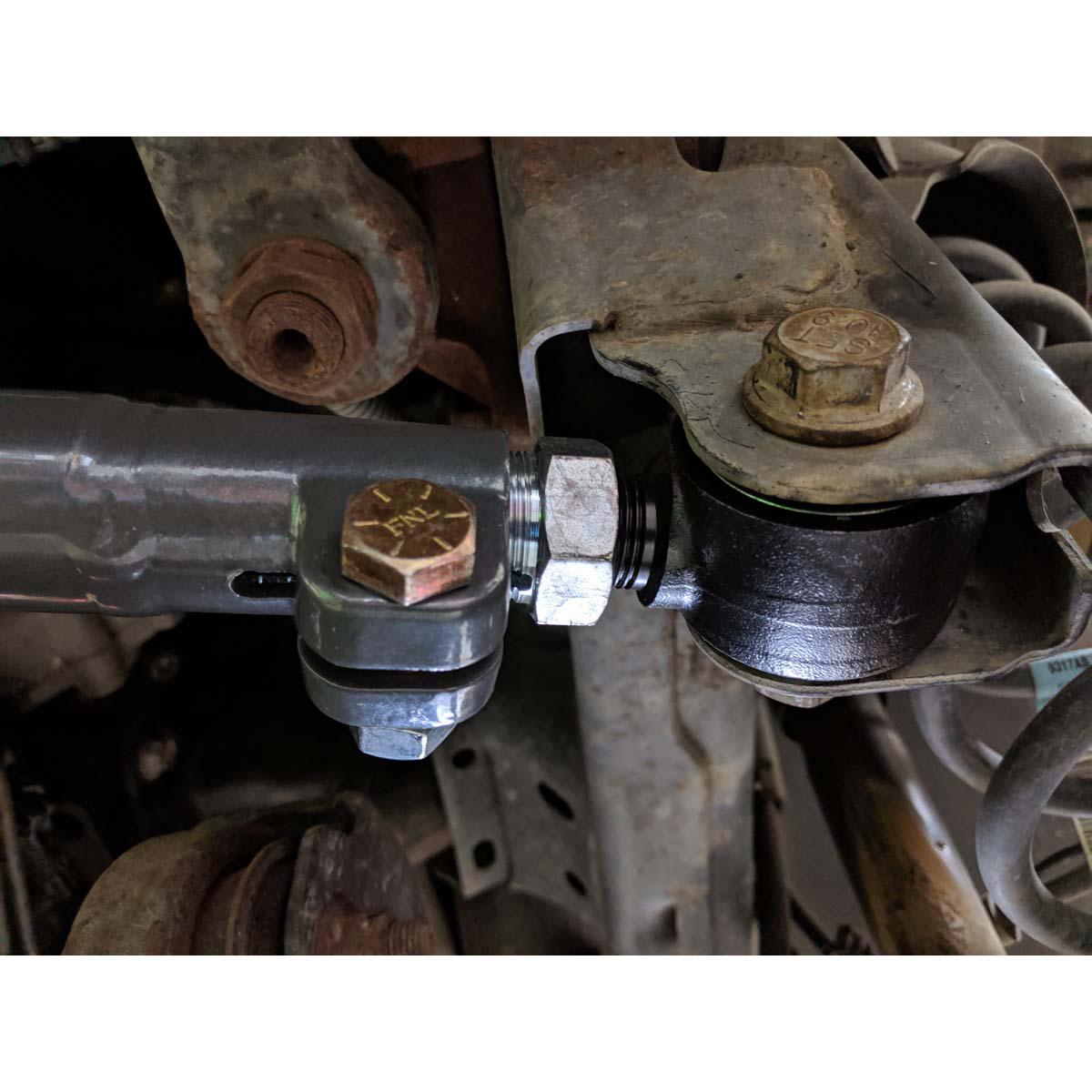 2007-2018 Jeep Front Track Bar (8075-02)
