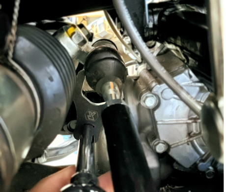2017+ CAN-AM Inner Tie Rod Removal Tool - View 3 | Dirty Garage