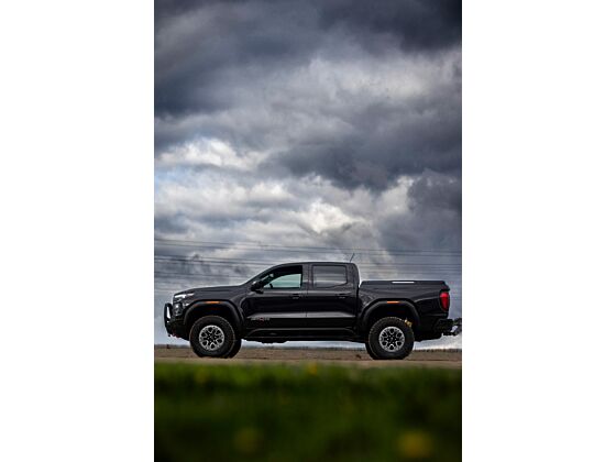 2023-2025 Colorado/Canyon 2" Standard Leveling Kit - View 5 | Dirty Garage