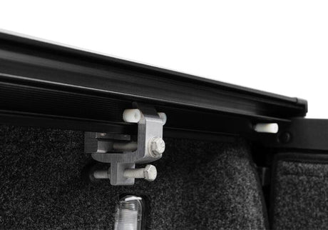 2021-2022 F-150 Super Crew Super Cab 5.5ft Bed ONE XR Retractable Tonneau Cover - View 12 | Dirty Garage