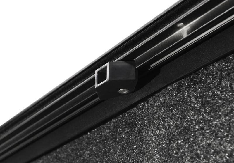 2019-2022 GM 1500 IX Retractable Tonneau Cover 5.8ft Bed - View 10 | Dirty Garage