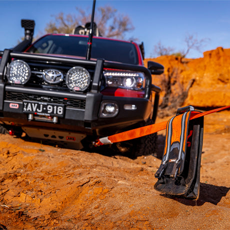 ARB Weekender Recovery Kit Incl 17600lb Recovery Strap/4.75T Shackles - View 6 | Dirty Garage