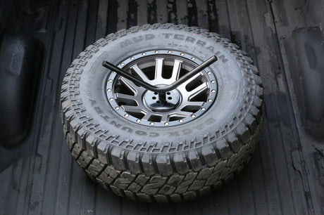 Universal Spare Tire Flat Mount Black - View 3 | Dirty Garage