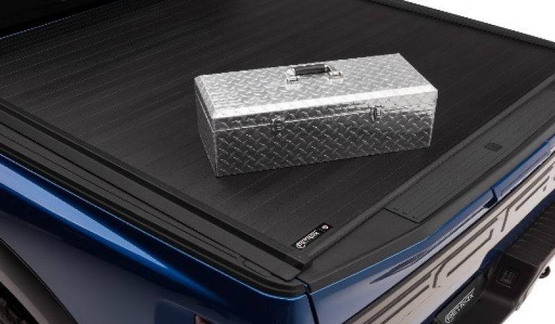 2019-2022 GM 1500 IX Retractable Tonneau Cover 5.8ft Bed - View 18 | Dirty Garage