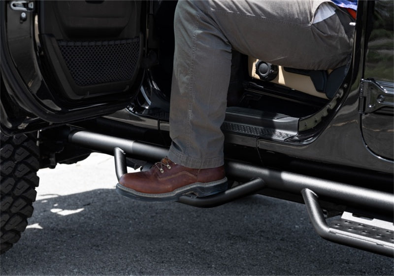 2018-2019 Wrangler JL 4-Door Textured Black Full Cab Length RS Nerf Steps - View 4 | Dirty Garage