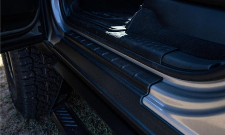 2020-2021 Gladiator Trail Armor Rocker Panel - View 3 | Dirty Garage