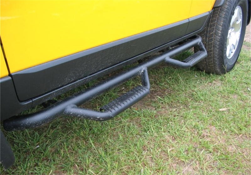2006-2017 FJ Cruiser 4-Door 2" Black Wheel to Wheel Nerf Step - View 3 | Dirty Garage