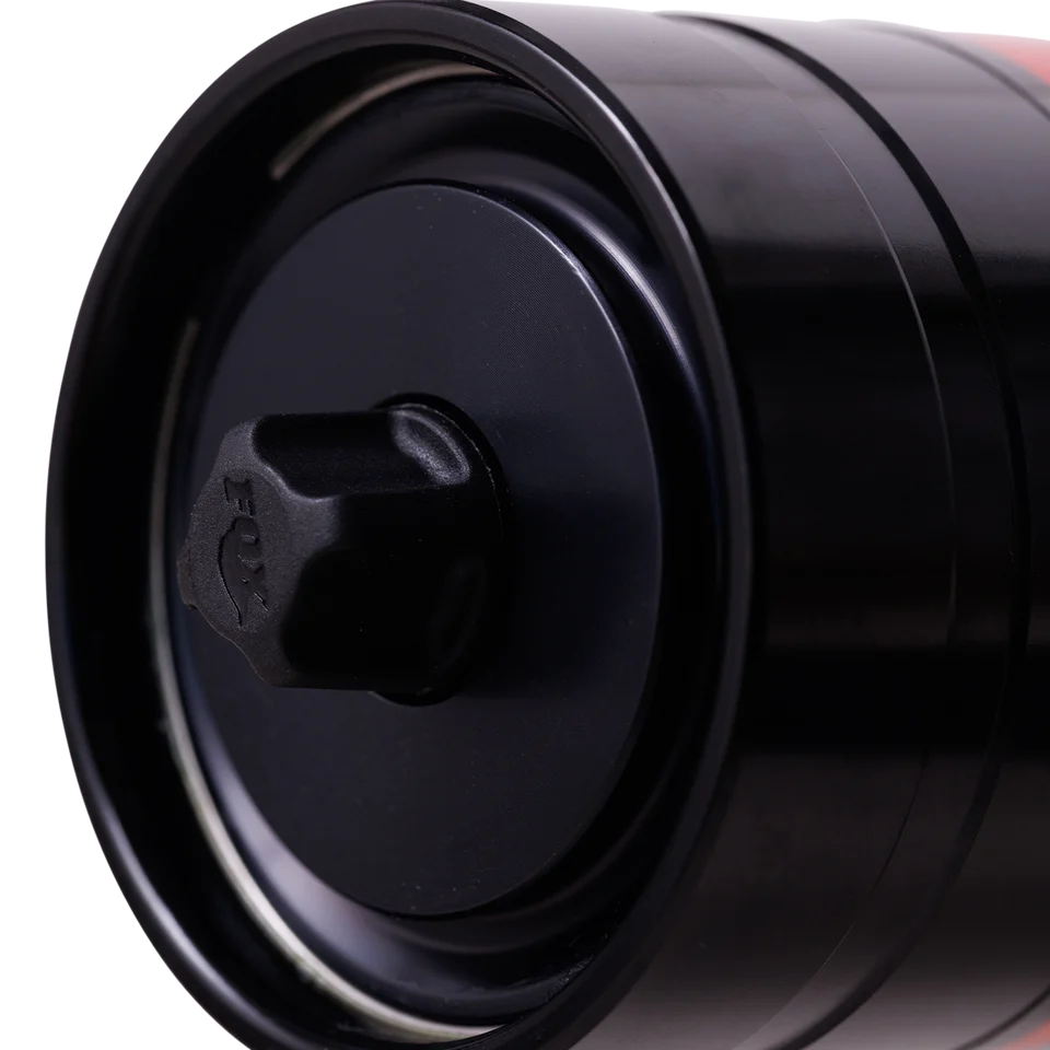 2022-2024 LC300/LX600 2.5 Elite Series 0-1.5" Lift Rear RR Shock - View 5 | Dirty Garage