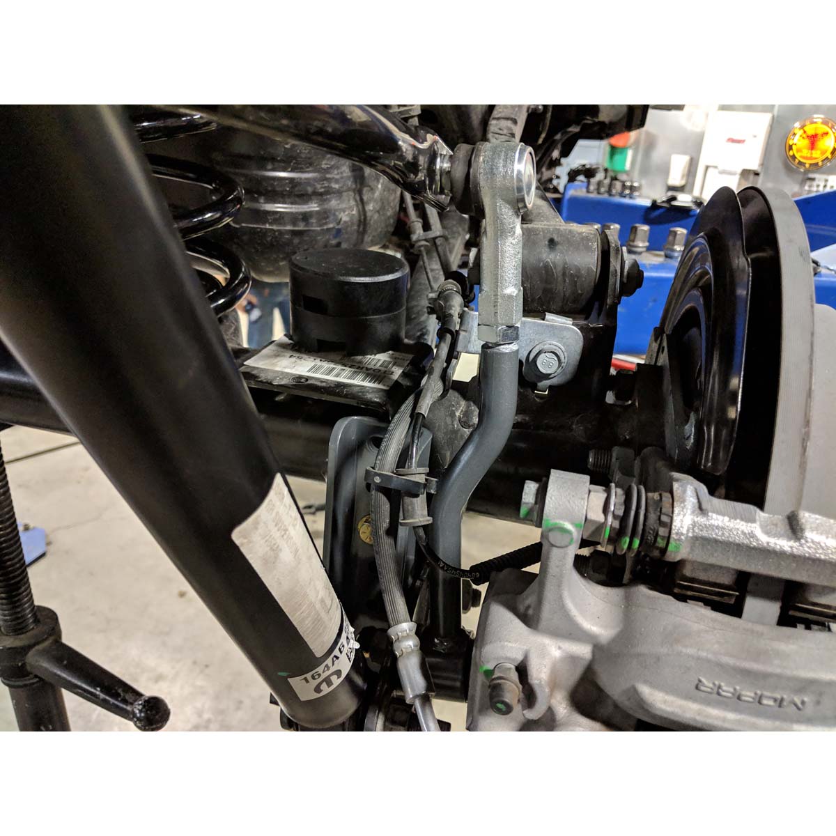 JL Rear Sway Bar Links 18+ Wrangler JL/JLU - View 4 | Dirty Garage
