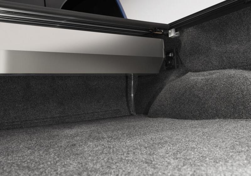 2019-2022 GM 1500 IX Retractable Tonneau Cover 5.8ft Bed - View 12 | Dirty Garage