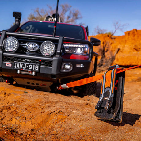 ARB Weekender Recovery Kit Incl 17600lb Recovery Strap/4.75T Shackles - View 9 | Dirty Garage