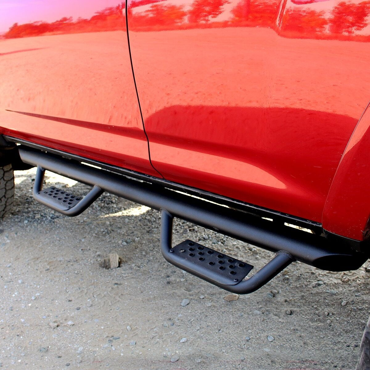 2025-2026 4Runner Dominator Xtreme D2 Side Steps with Rocker Panel Mounting Bracket Kit, Textured Black (D224427T) | Dirty Garage