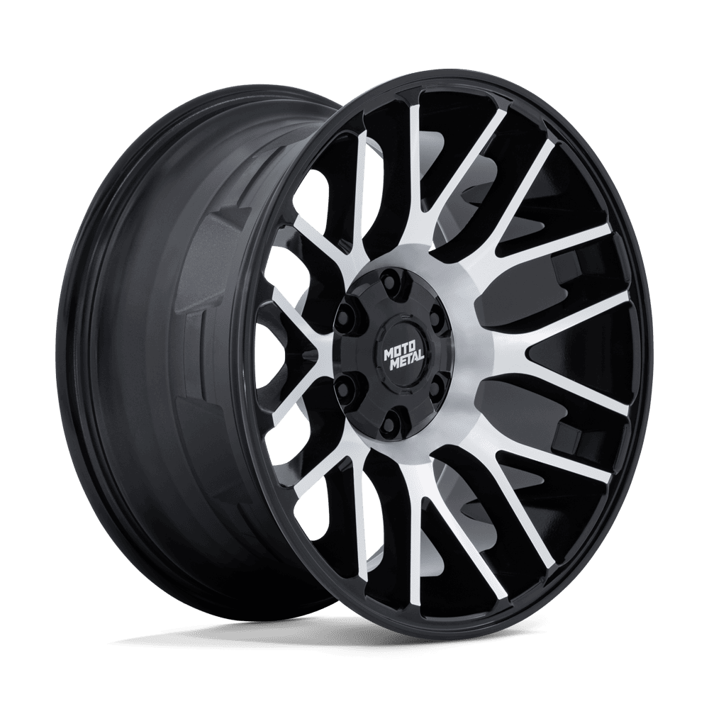 Moto Metal Overlook Gloss Black w/ Machined Face Wheel (MO816) | Dirty Garage