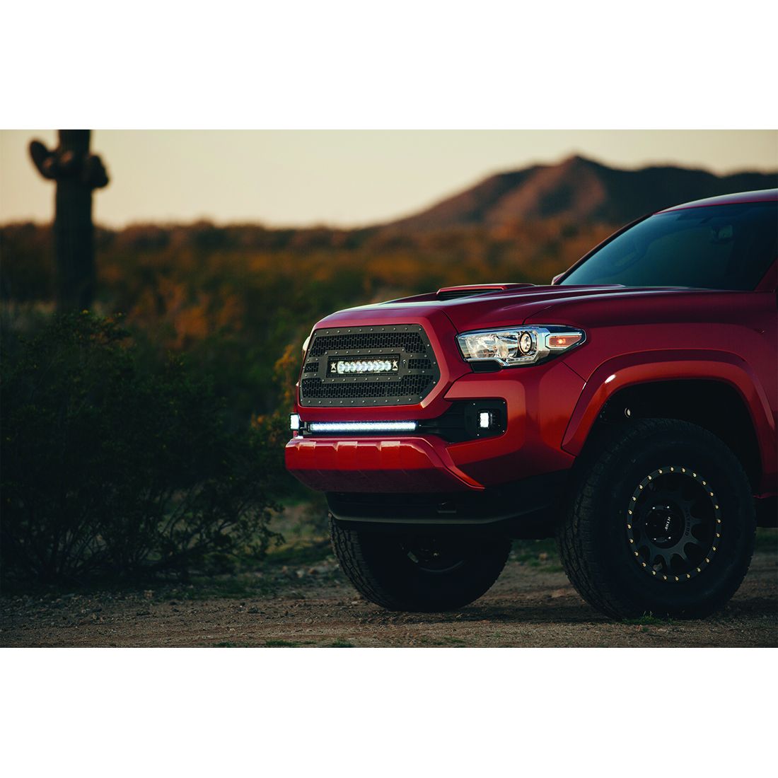 Universal 40" SR-Series Pro Spot/Flood Beam Light Bar - View 2 | Dirty Garage