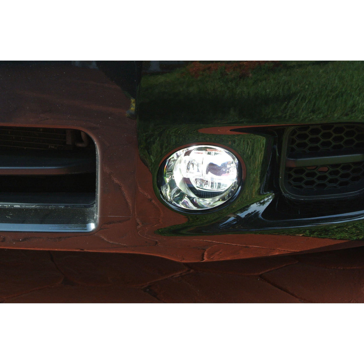 Universal Nissan XB LED Black Fog Lights (LF190)