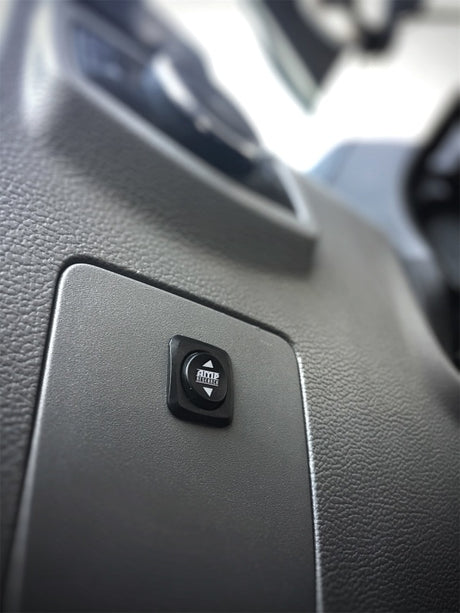 Universal Powerstep Override Switch - View 2 | Dirty Garage